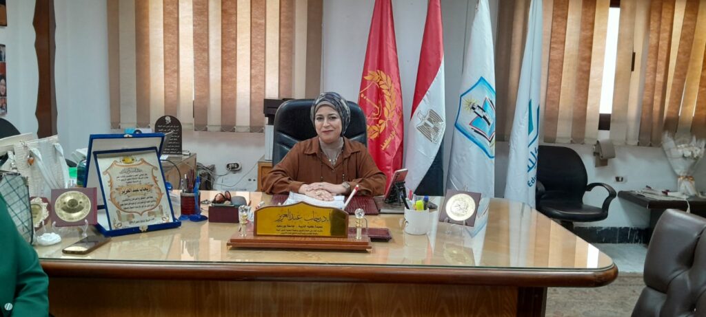 قسم المناهج وطرق التدريس يبحث خطط التطوير خلال اجتماعه المنعقد اليوم